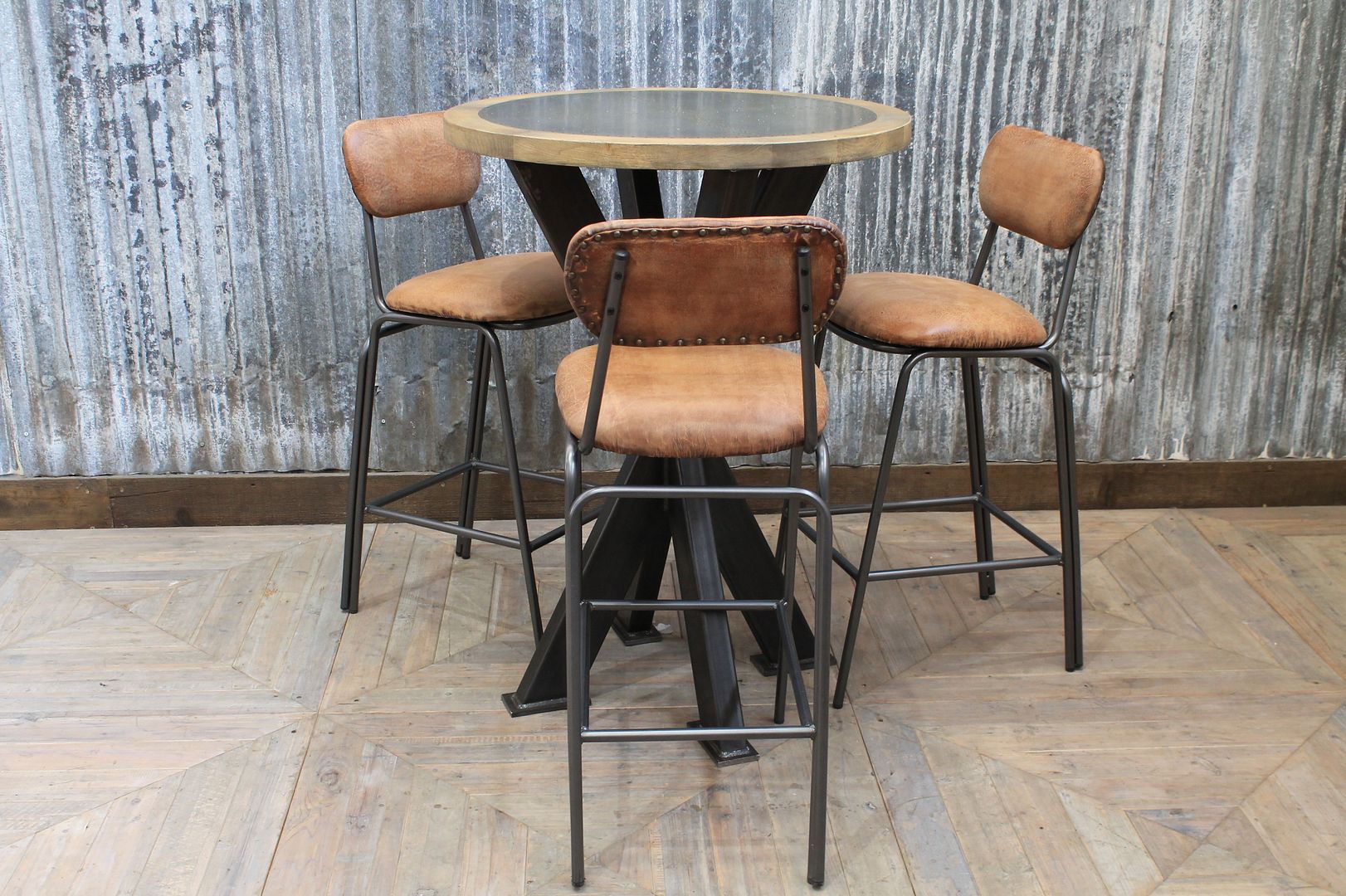 TAN LEATHER INDUSTRIAL LOOK BAR STOOL TALL VINTAGE STYLE STOOL WITH STUDWORK eBay